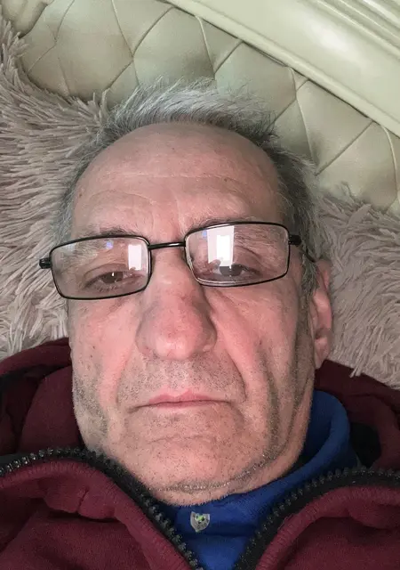 Я Сергей, 56, из Минска, ищу знакомство для приятного времяпровождения