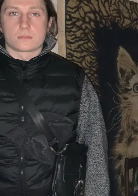 Я Стас, 21, из Донецка, ищу знакомство для общения