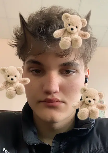 Rostik из Гребёнки, мне 25, познакомлюсь для вирта