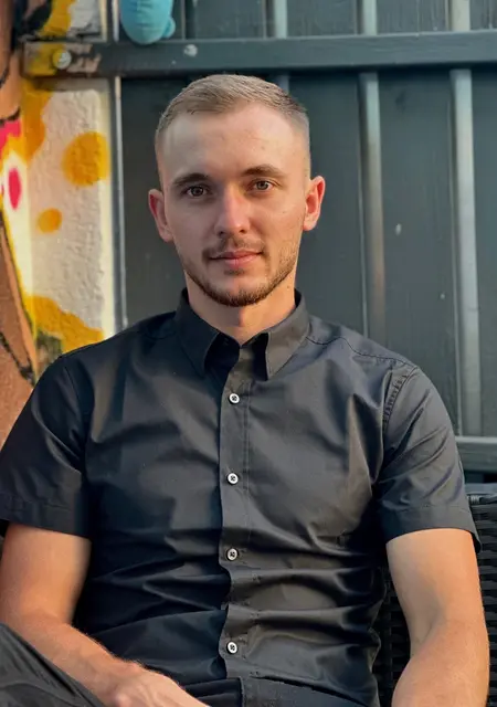 Roman из Бюнде, ищу на сайте дружбу