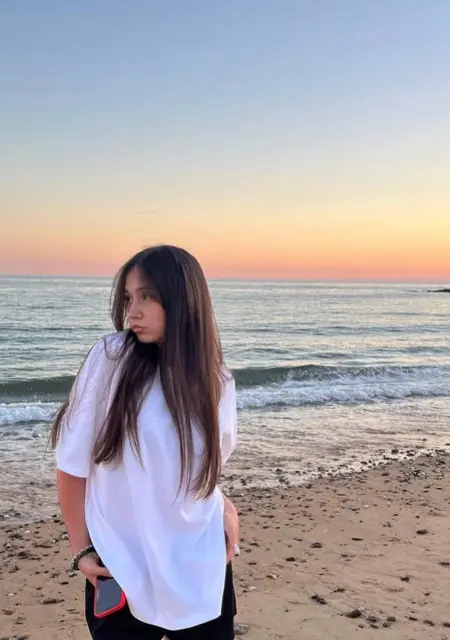 Алина з Харкова, шукаю на сайті знайомства на одну ніч