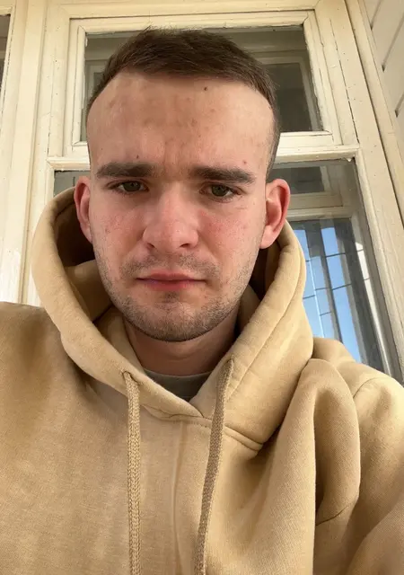 Я Герман, 23, из Белоозерска, ищу знакомства без обязательств