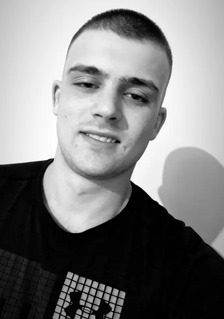 Maksym из Тшебница, ищу на сайте общение