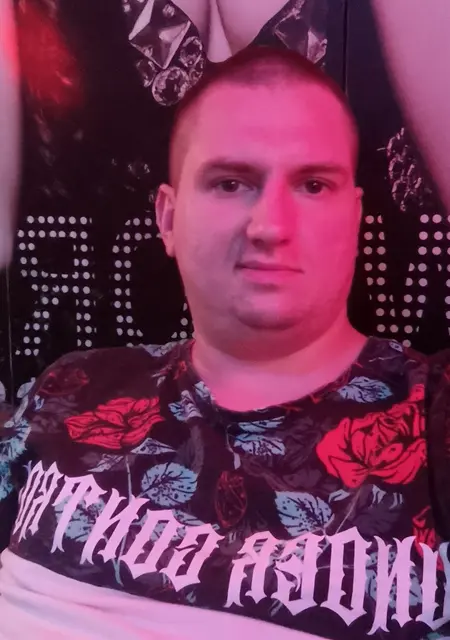 Я Сергей, 28, знакомлюсь для вирта в Гифхорн