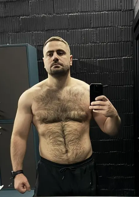 Я Святослав, 32, знакомлюсь без обязательств в Львове