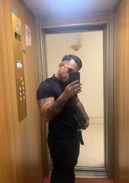 Kevin из Рима, ищу на сайте дружбу