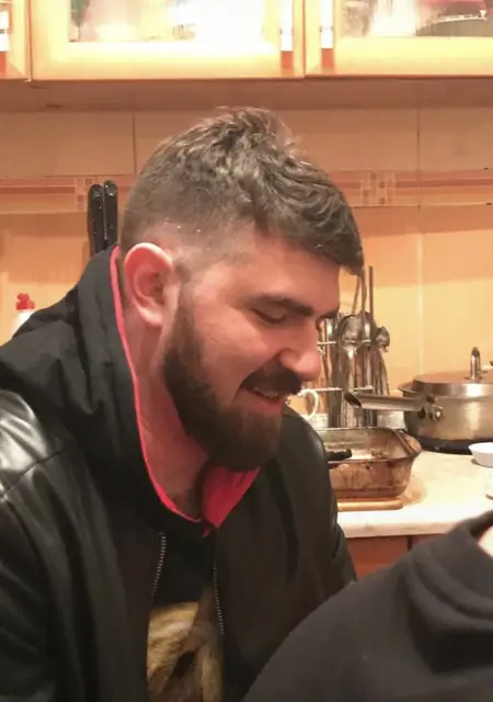 Я Алекс, 30, знакомлюсь без обязательств в Атырау