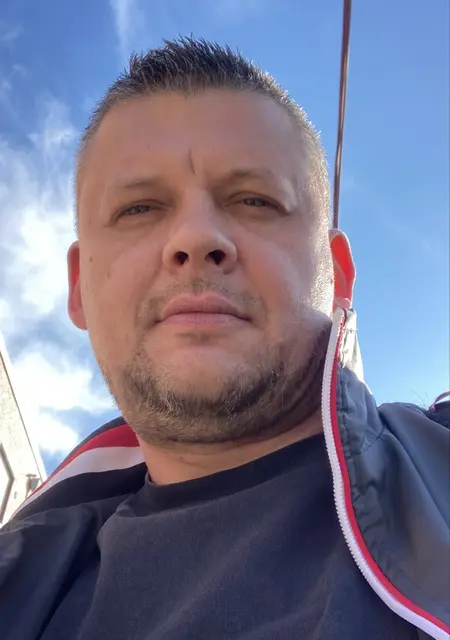 Я Стас, 45, знакомлюсь без обязательств в Висбадене