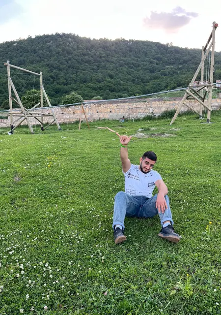 Я Atabek, 28, из Еревана, ищу знакомства без обязательств