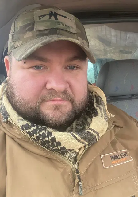 Дмитро з Павлограда, мені 39 років, познайомлюсь для відкриті стосунки