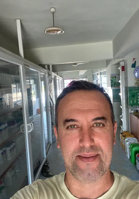 Mustafa из Ван, ищу на сайте знакомства без обязательств