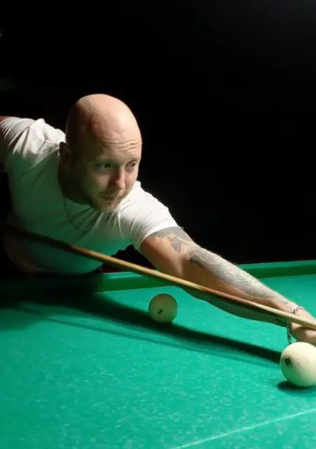 Александр из Одессы, ищу на сайте знакомства без обязательств