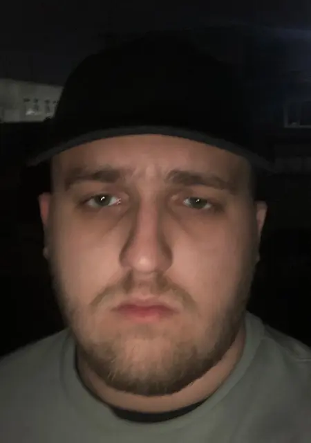 Я Абалдуй, 20, знакомлюсь без обязательств в Берлине