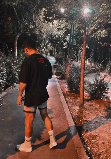 Я Hakan, 26, знакомлюсь на одну ночь в Манисе