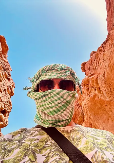 Slava из Шымкента, мне 21, познакомлюсь на одну ночь