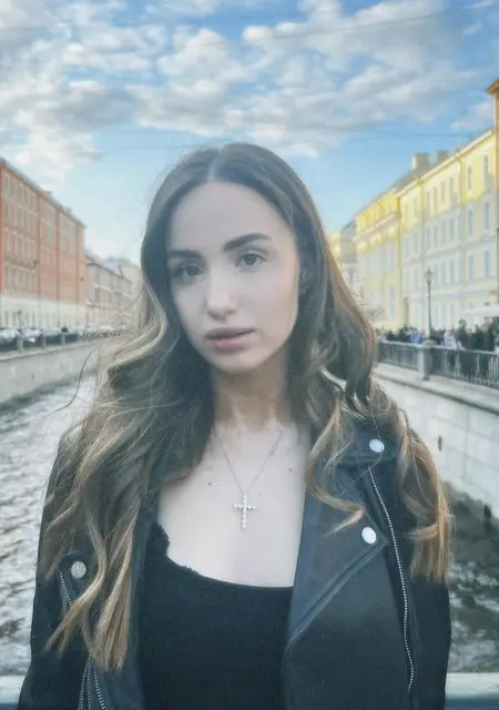 Надя из Минска, ищу на сайте приятное времяпровождение