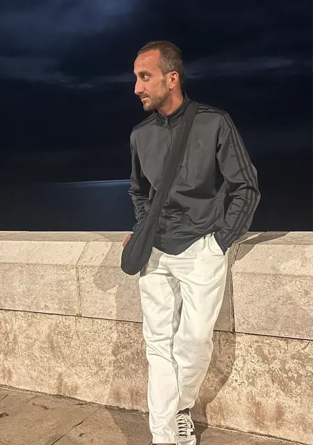 Александр из Ниццы, мне 31, познакомлюсь для приятного времяпровождения