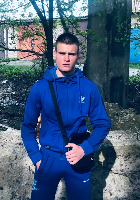 Я Maks, 19, знакомлюсь для общения в Сумах