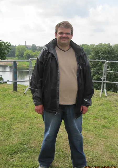 Я Александр Шилов, 45, знакомлюсь для открытые отношения в Новополоцке