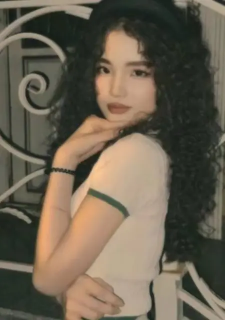 Вика из Амстердама, ищу на сайте знакомства без обязательств