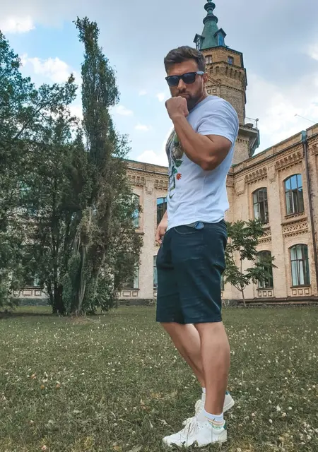 Я Даниил, 33, из Киева, ищу знакомства без обязательств