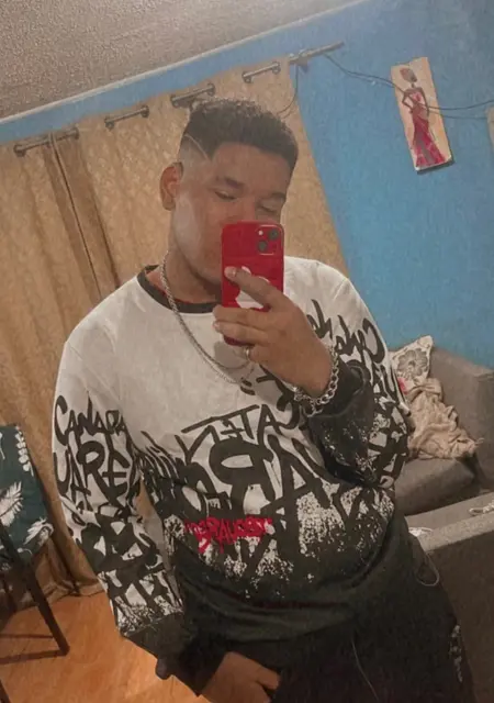 Я Jhon, 21, знакомлюсь для дружбы в Сантьяго