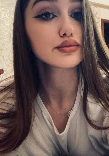 Я Настя, 25, знакомлюсь на одну ночь в Тернополе