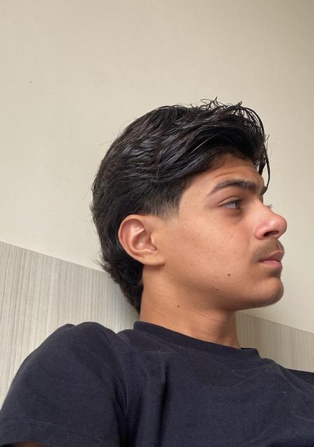 Murilo из Барра-ду-Корда, мне 24, познакомлюсь на одну ночь