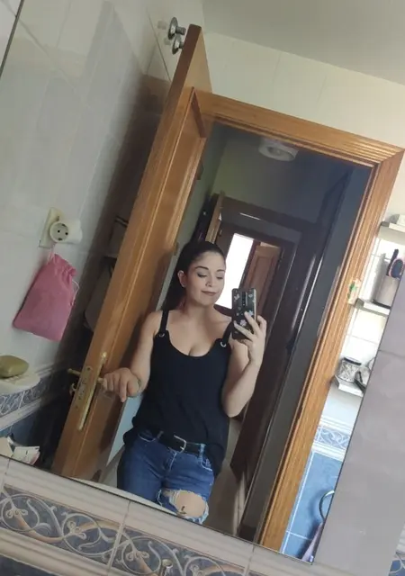 Soy Dana Macarena, 34 años, conociéndome para lío de una noche en Madrid