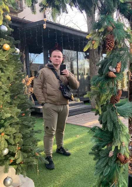 Я Кирилл, 20 років, знайомлюсь без зобов'язань у Васильків