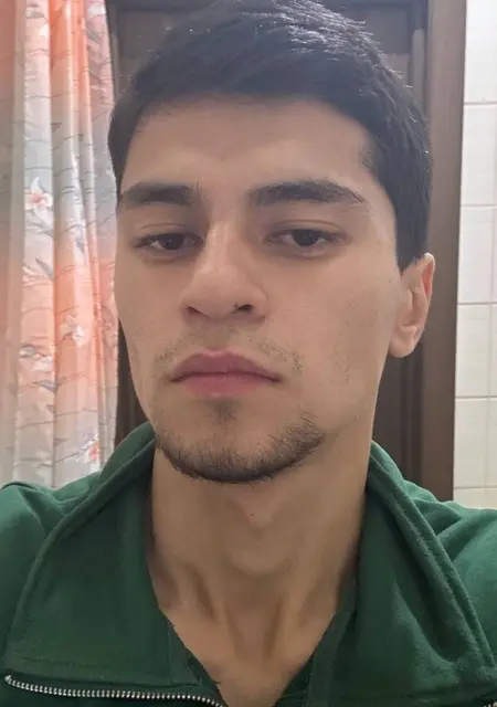 Я Шакиров, 20, из Бишкека, ищу знакомство для постоянных отношений