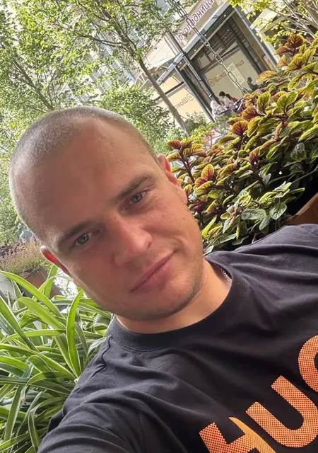 Владимир из Sabadell, мне 33, познакомлюсь на одну ночь