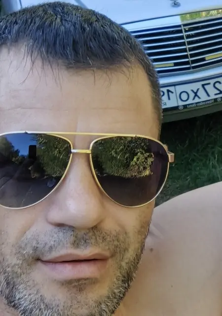 Я Сергей, 25, из Донецка, ищу знакомства на одну ночь