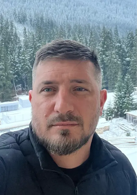 Сергей з Києва, шукаю на сайті знайомства на одну ніч