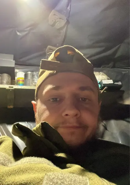 Дима з Слов'янська, шукаю на сайті приємне проведення часу