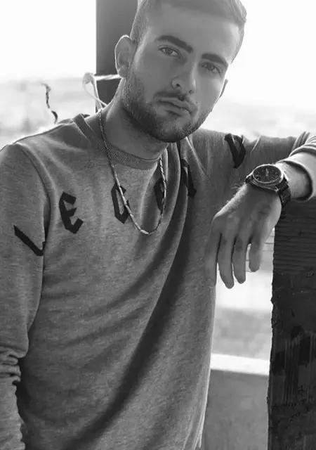 Я Yusuf, 24, знакомлюсь без обязательств в Измире