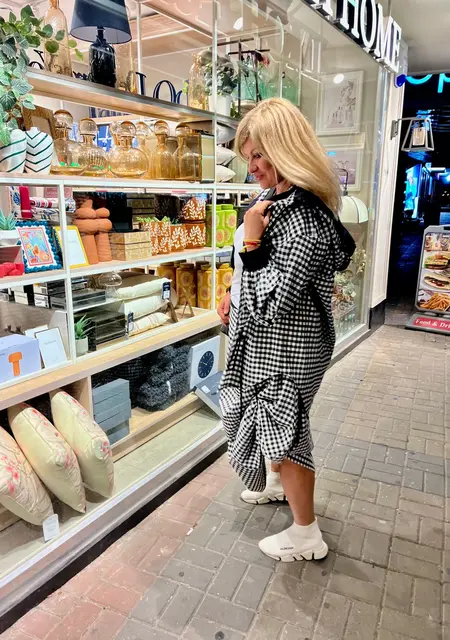 Я Nataliya, 41, из Дубая, ищу знакомство для дружбы