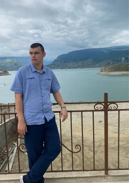 Я Сергей, 20, из Хельсинки, ищу знакомства без обязательств