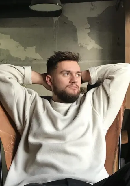 Андрій из Киева, мне 27, познакомлюсь для приятного времяпровождения