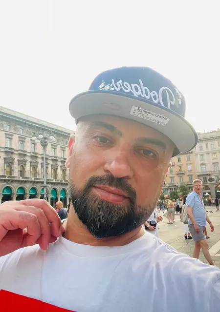 I'm Hawar, 36 from Newport, seeking connections for no strings attached