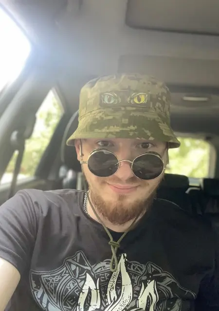 Віталій з Покровське, мені 29 років, познайомлюсь для спільних подорожей