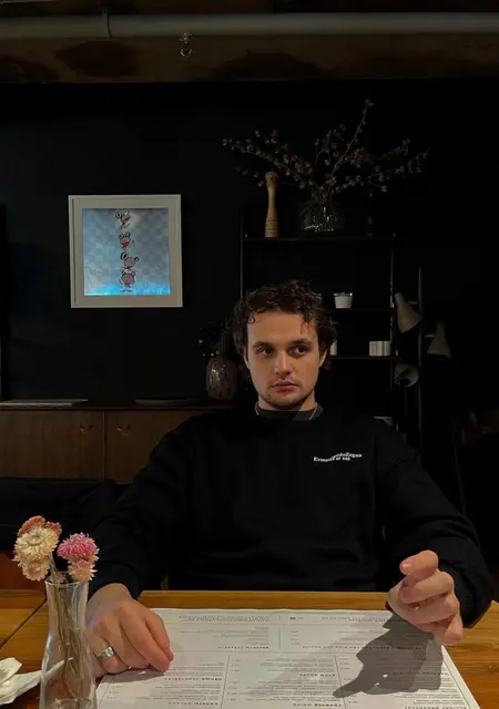 Макс из Хельсинки, мне 29, познакомлюсь на одну ночь