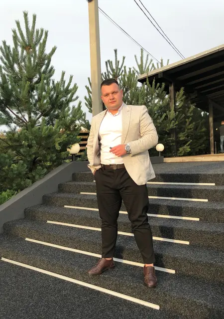 Igor из Червонограда, мне 27, познакомлюсь для приятного времяпровождения