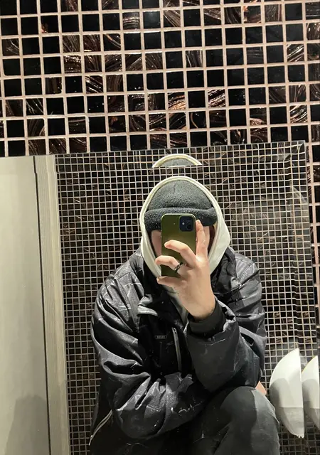 Daniils из Риги, мне 22, познакомлюсь для общения