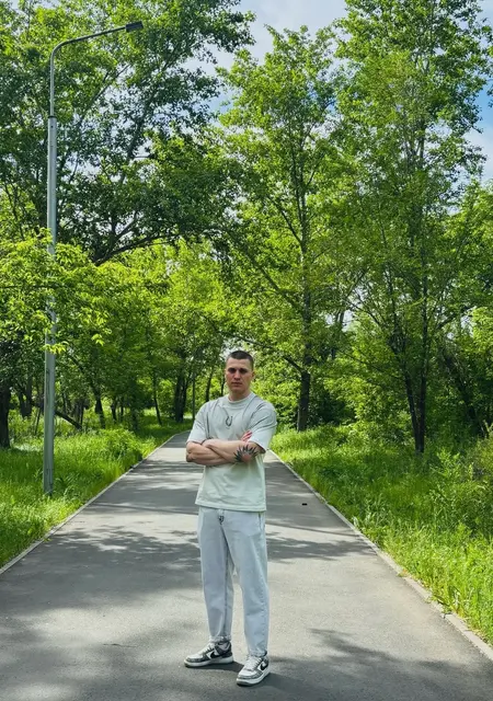 Valery de Madrid, tengo 23 años, listo para conocer para relación sin ataduras
