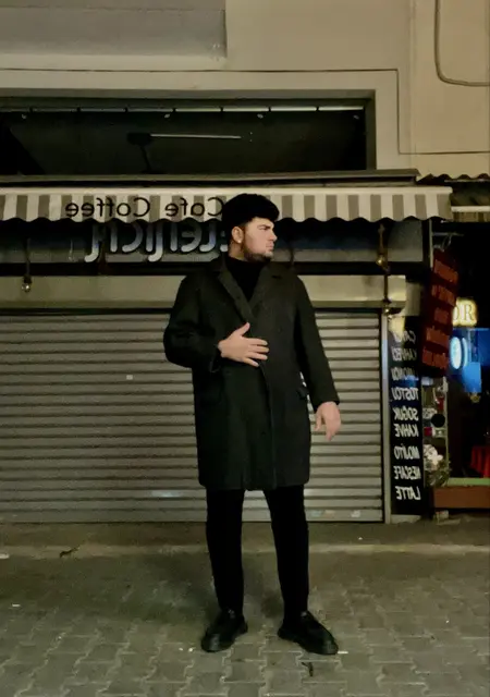 Я Yaarcan, 20, знакомлюсь для постоянных отношений в Измире