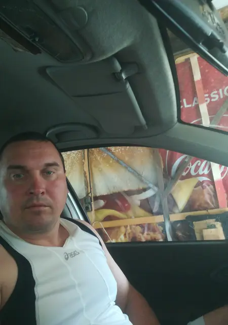 Vova из Могилёва, ищу на сайте знакомства на одну ночь