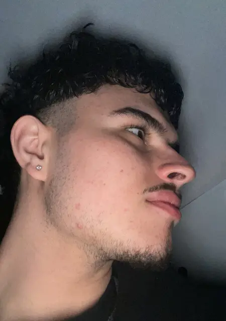 Я Oguz, 19, знакомлюсь без обязательств в Стамбуле