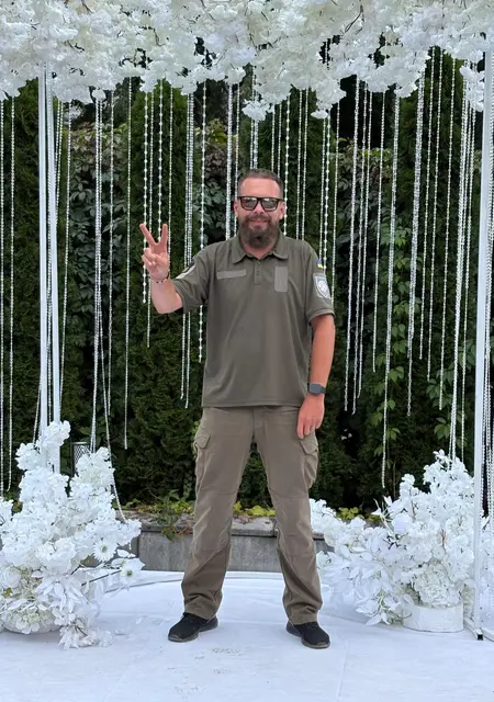 Артем из Першотравенска, мне 38, познакомлюсь без обязательств