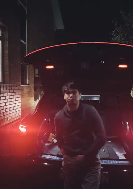 Я Ilyas, 19, из Астаны, ищу знакомство для общения